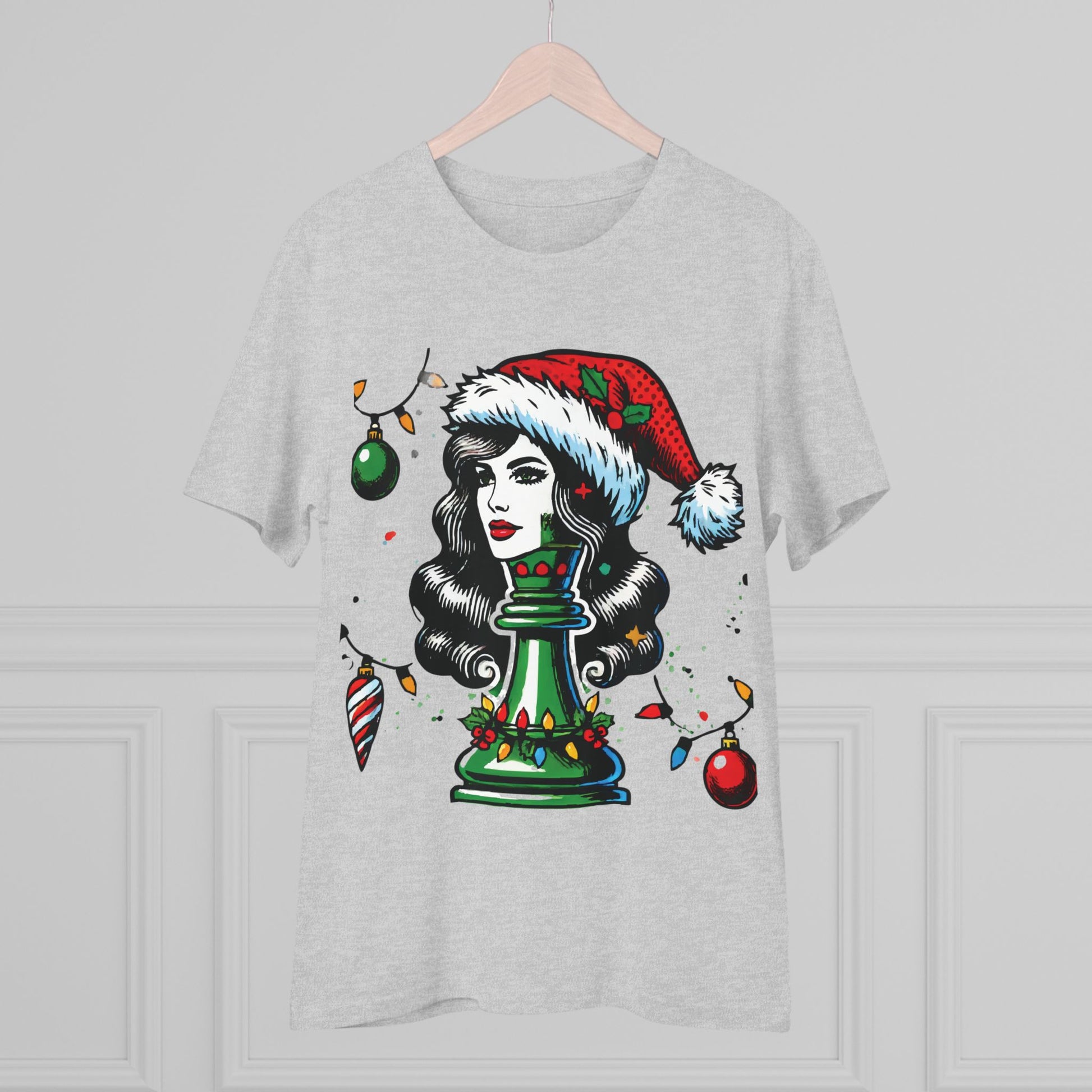 Camiseta Unisex Orgánica Navidad - Reina Pop Art, Estilo y Sostenibilidad   T-Shirt