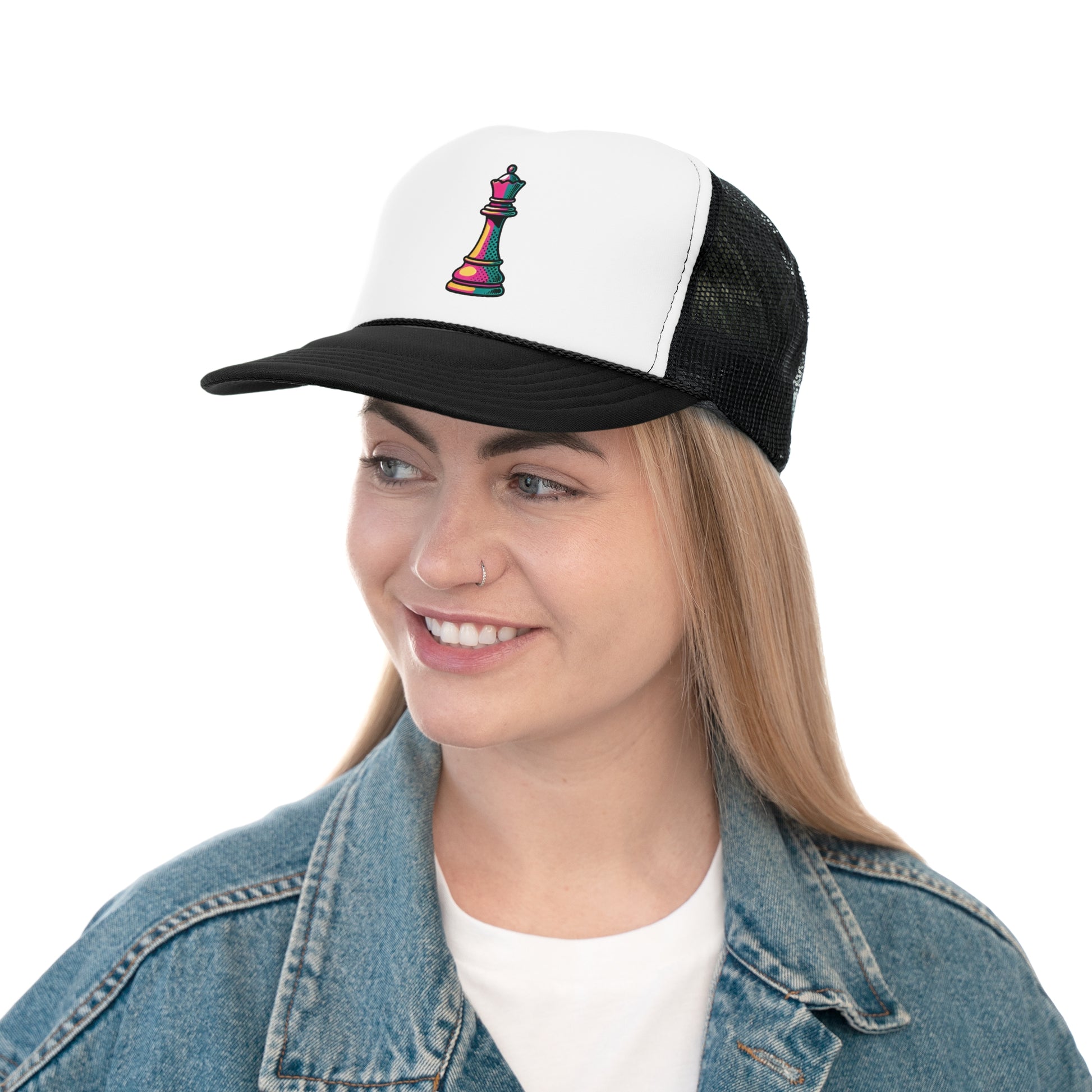 “Gorra Unisex Reina de Ajedrez – Diseño Pop Art y Estilo Contemporáneo”   Hats