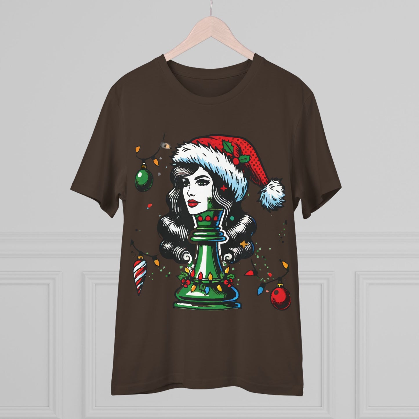 Camiseta Unisex Orgánica Navidad - Reina Pop Art, Estilo y Sostenibilidad   T-Shirt