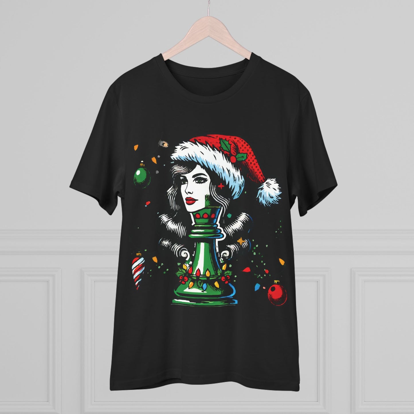 Camiseta Unisex Orgánica Navidad - Reina Pop Art, Estilo y Sostenibilidad   T-Shirt