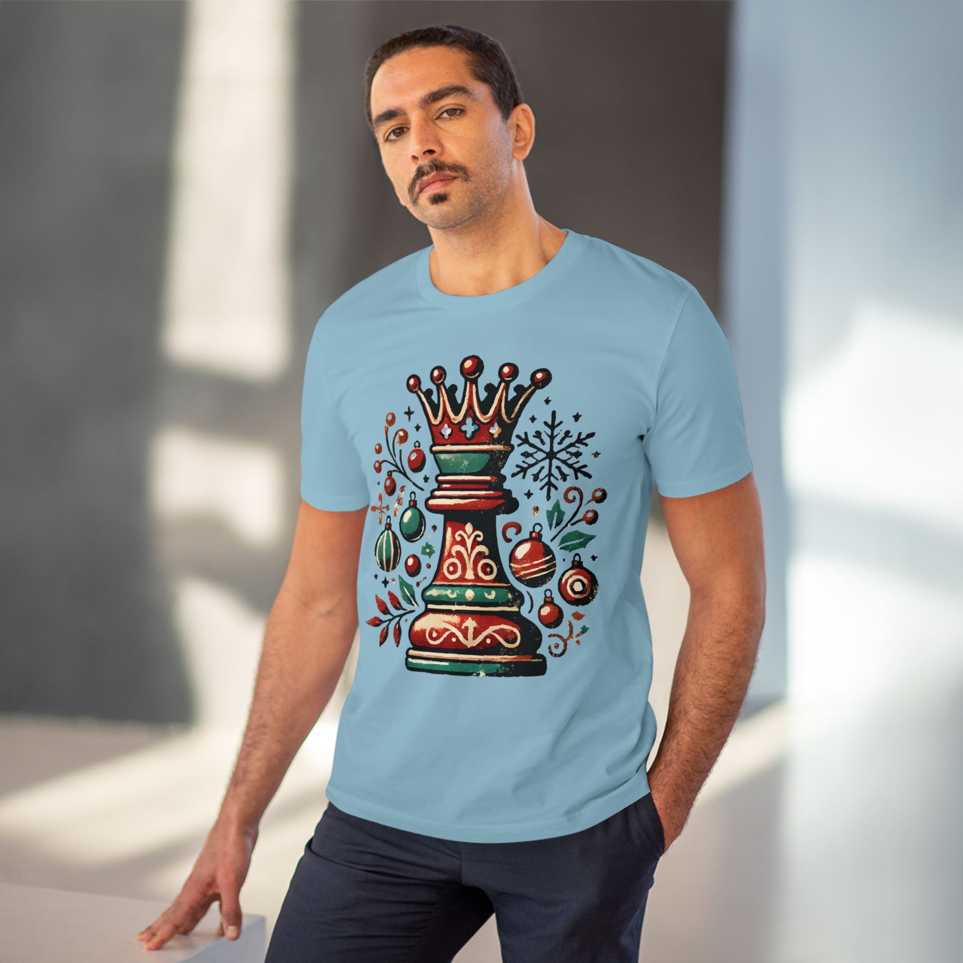 Camiseta Unisex Creador Orgánico con Diseño Reina Vintage Navideño   T-Shirt