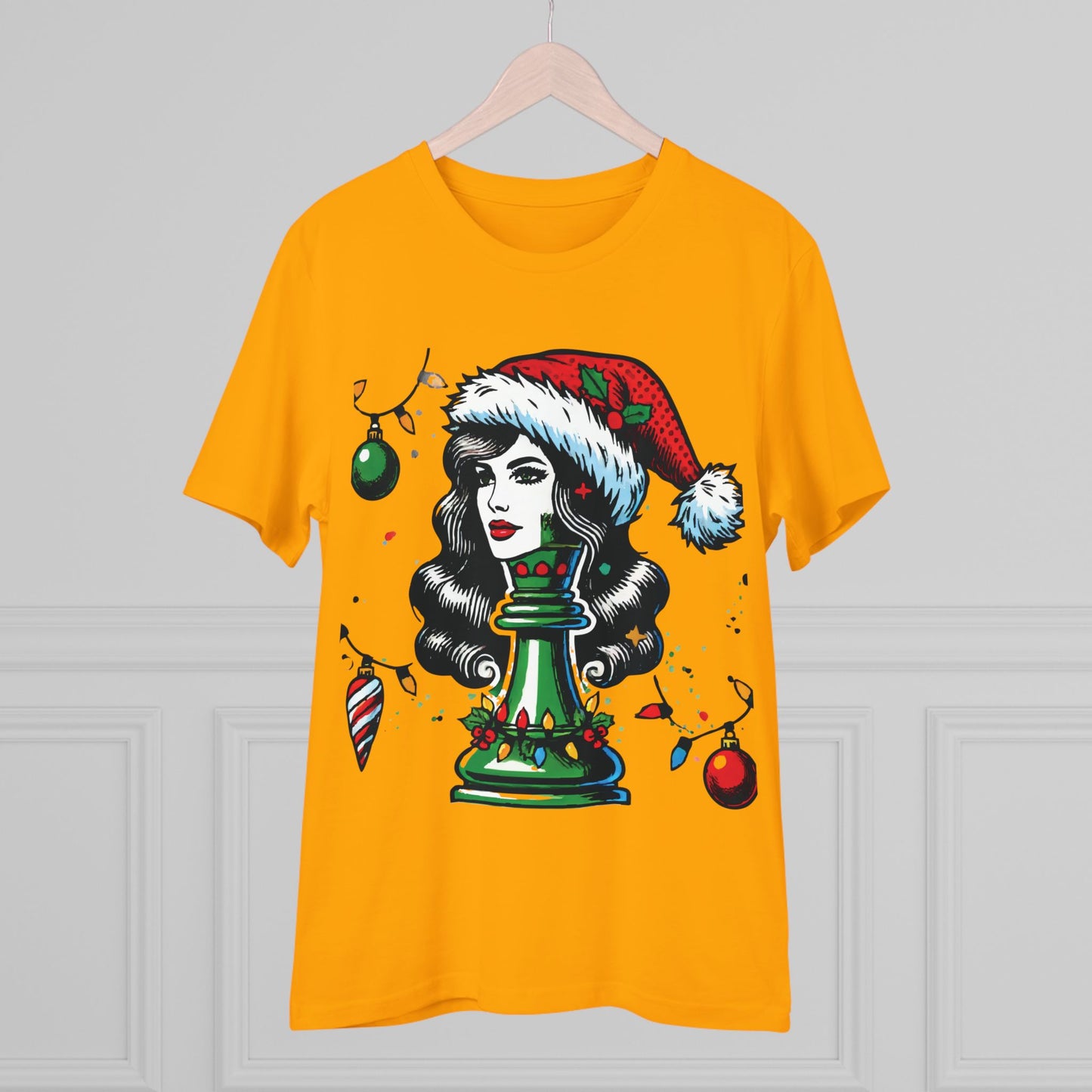 Camiseta Unisex Orgánica Navidad - Reina Pop Art, Estilo y Sostenibilidad   T-Shirt