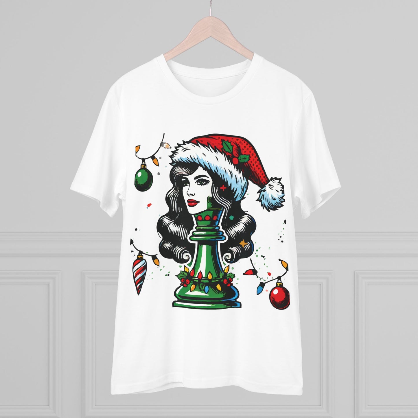 Camiseta Unisex Orgánica Navidad - Reina Pop Art, Estilo y Sostenibilidad   T-Shirt